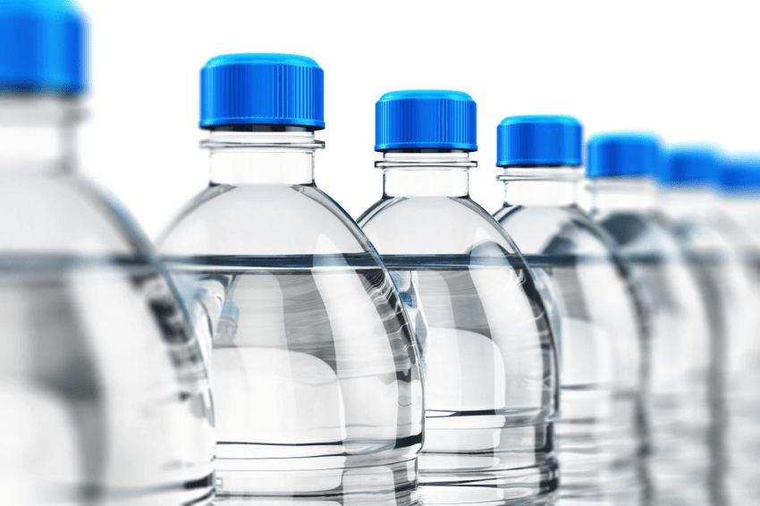 Nước Uống Đóng Chai In Logo Cho Công Ty 2025