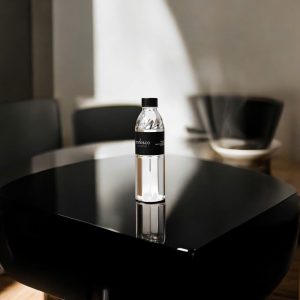 Nước Đóng Chai Thương Hiệu Cửa Hàng