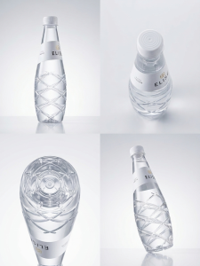 Nước Suối Dán Nhãn Công Ty