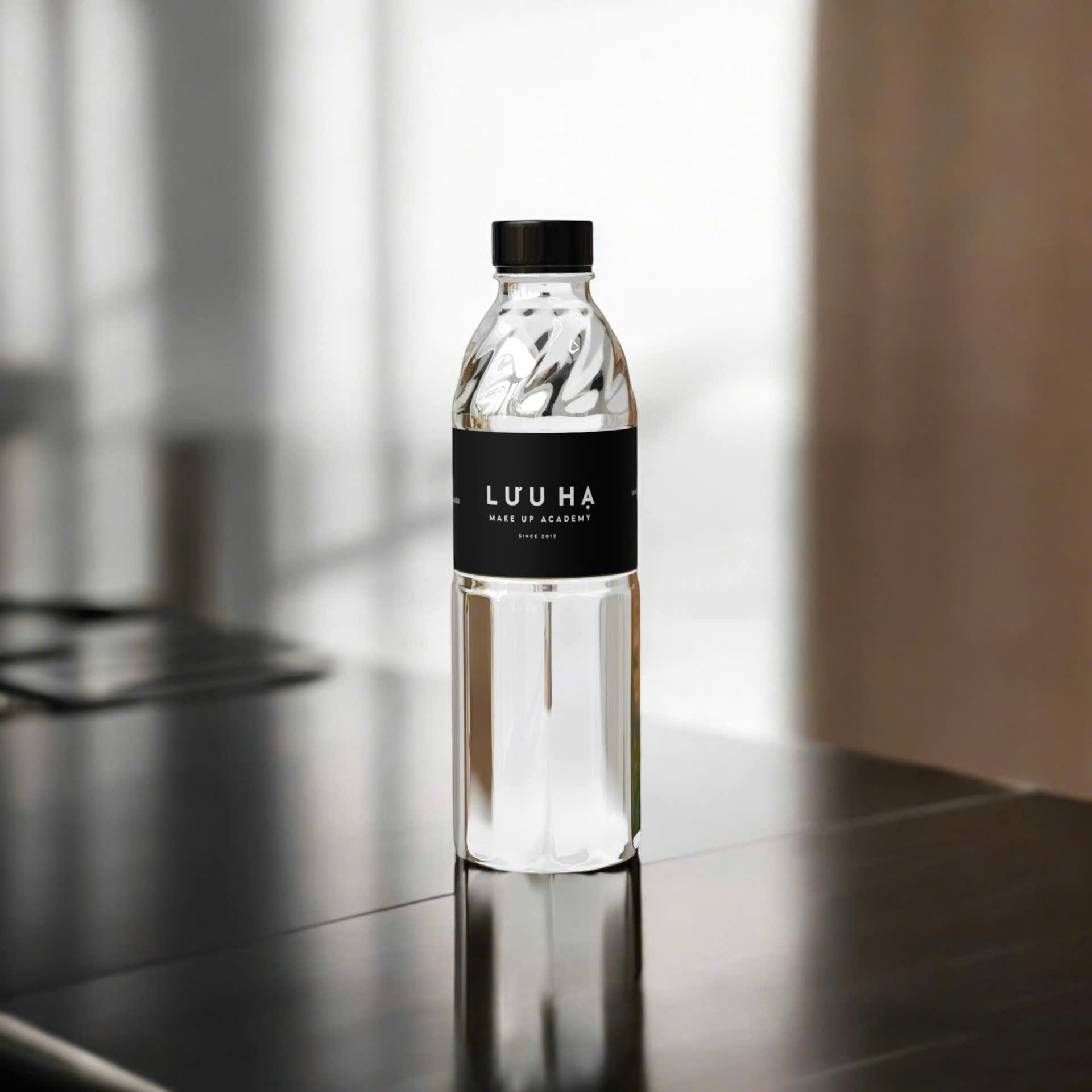 Gia Công Chai Nước Uống Có In Logo